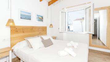 3 dormitorios, tabla de planchar con plancha, wifi gratis y ropa de cama