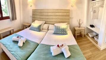 2 slaapkamers, een strijkplank/strijkijzer, gratis wifi, beddengoed