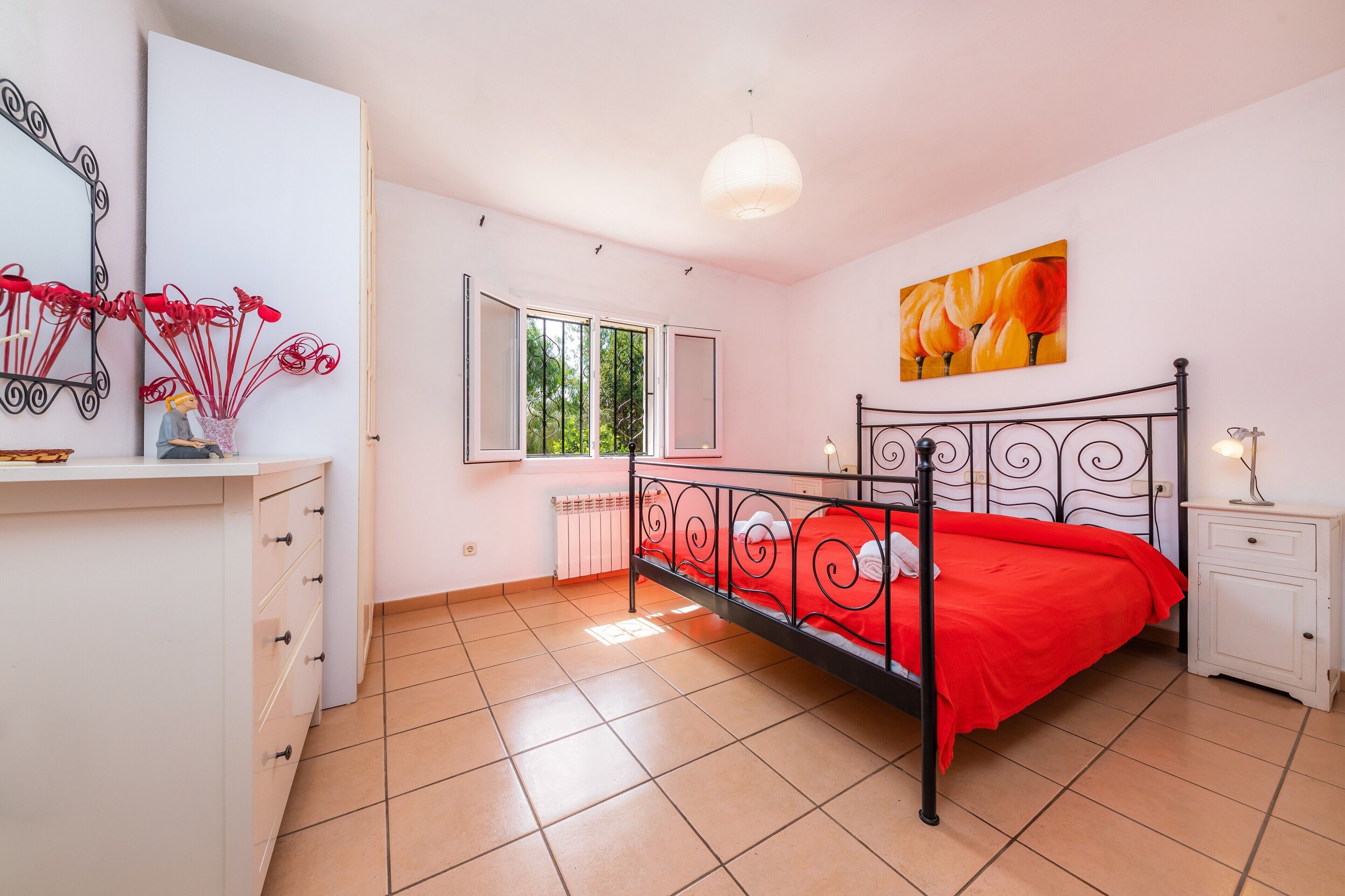 5 Schlafzimmer, Bügeleisen/Bügelbrett, kostenloses WLAN, Bettwäsche