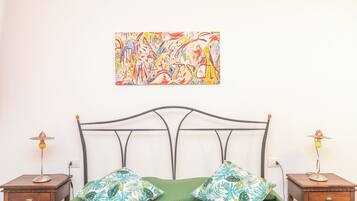 2 habitaciones, tabla de planchar con plancha y wifi gratis