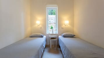 3 chambres, fer et planche Ă repasser, Wi-Fi gratuit, draps fournis