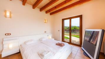 3 habitaciones, tabla de planchar con plancha y wifi gratis