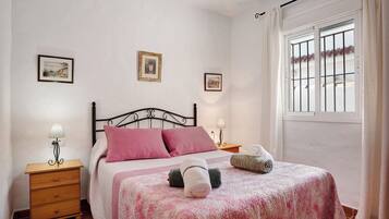 2 habitaciones, wifi gratis y ropa de cama