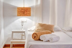 4 habitaciones, tabla de planchar con plancha y wifi gratis 