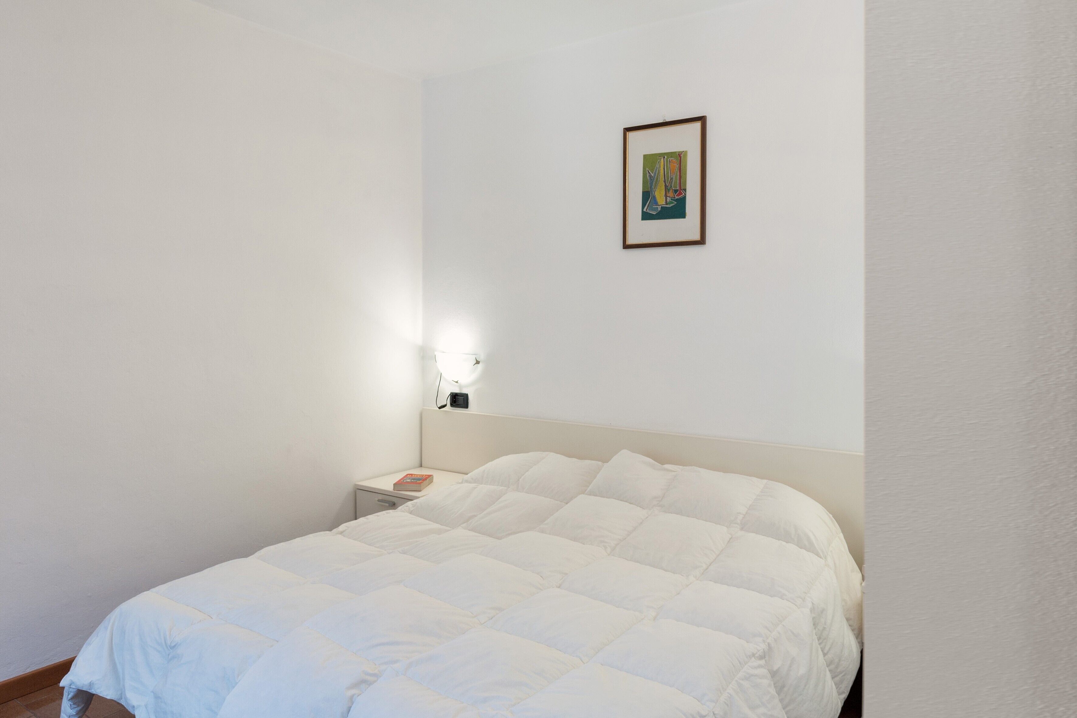 1 slaapkamer, een strijkplank/strijkijzer, gratis wifi, beddengoed