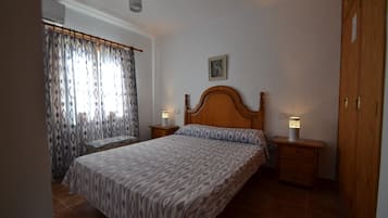 6 chambres, fer et planche Ă repasser, Wi-Fi gratuit, draps fournis