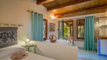 1 bedroom, iron/ironing board, bed sheets