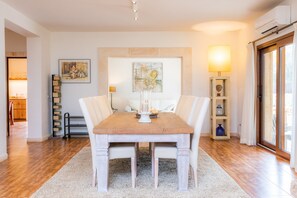 Dining - Fantastic Country House Can Madís with Pool, Garden, Terrace & Mountain View; Parking Available (Costitx)