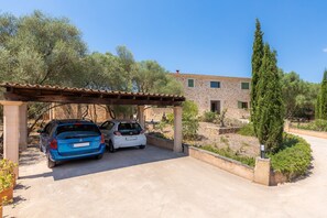Exterior - Fantastic Country House Can Madís with Pool, Garden, Terrace & Mountain View; Parking Available (Costitx)