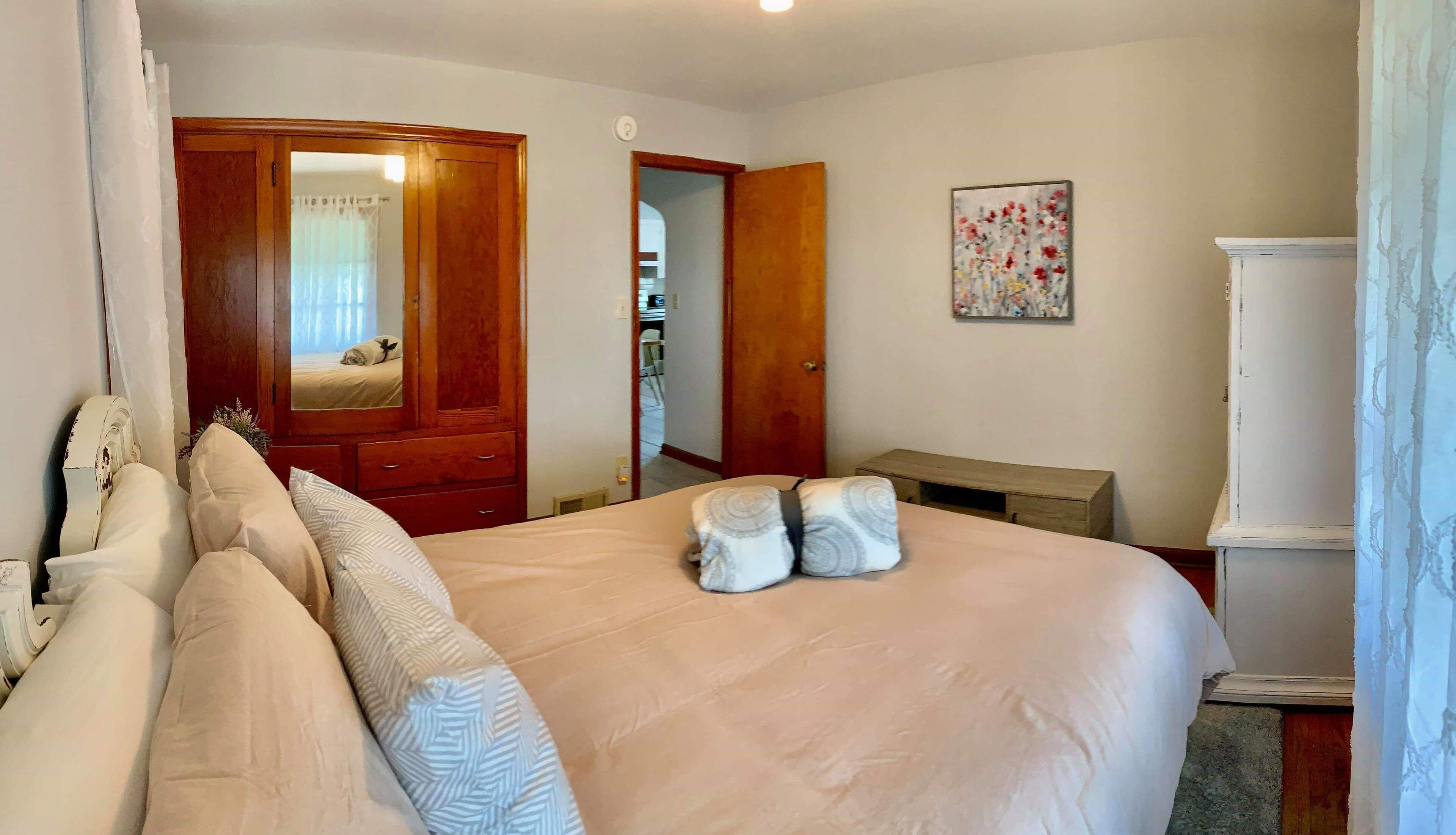 2 chambres, fer et planche à repasser, lit parapluie, Wi-Fi gratuit