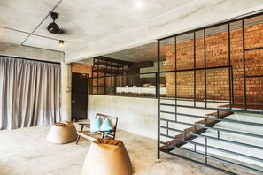 Caja de seguridad en la habitación, cortinas blackout y wifi gratis