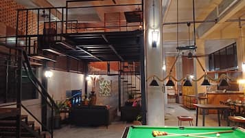 Surian Suite | 客廳 | 平面電視