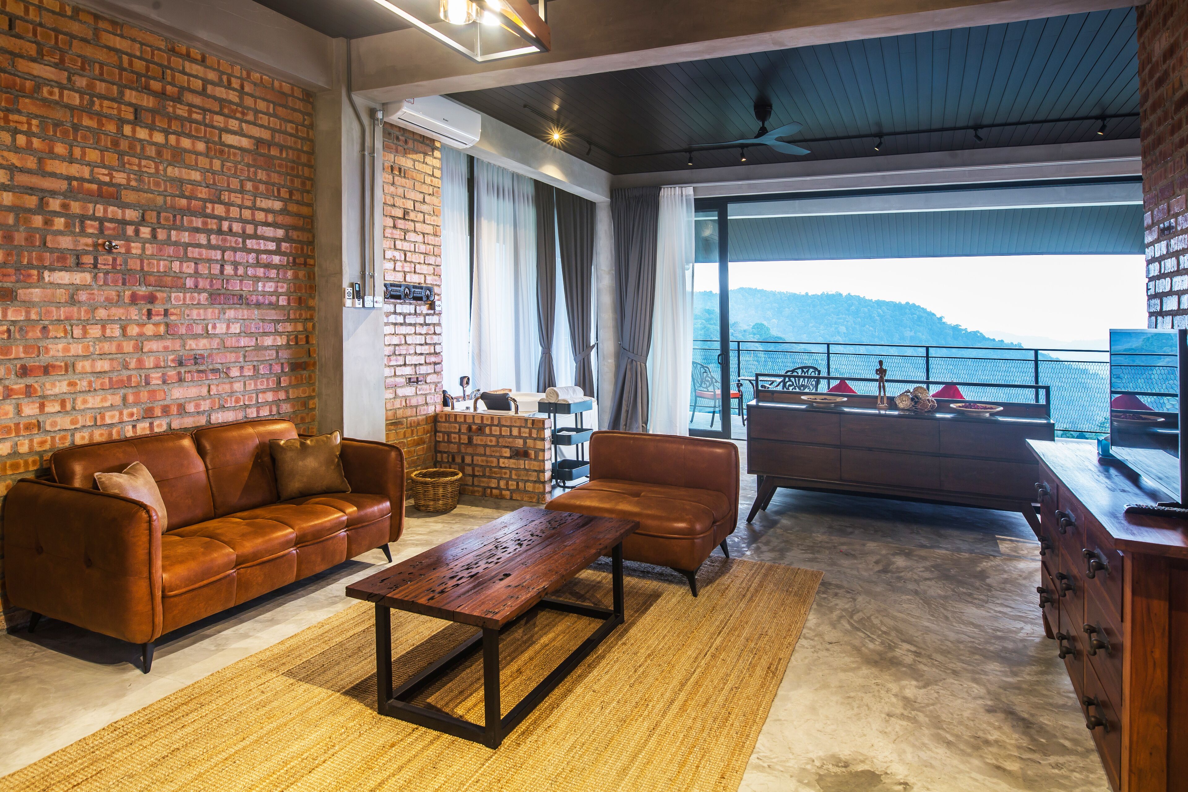 Gaharu - Presidential Suite | Área de estar | TV de tela plana