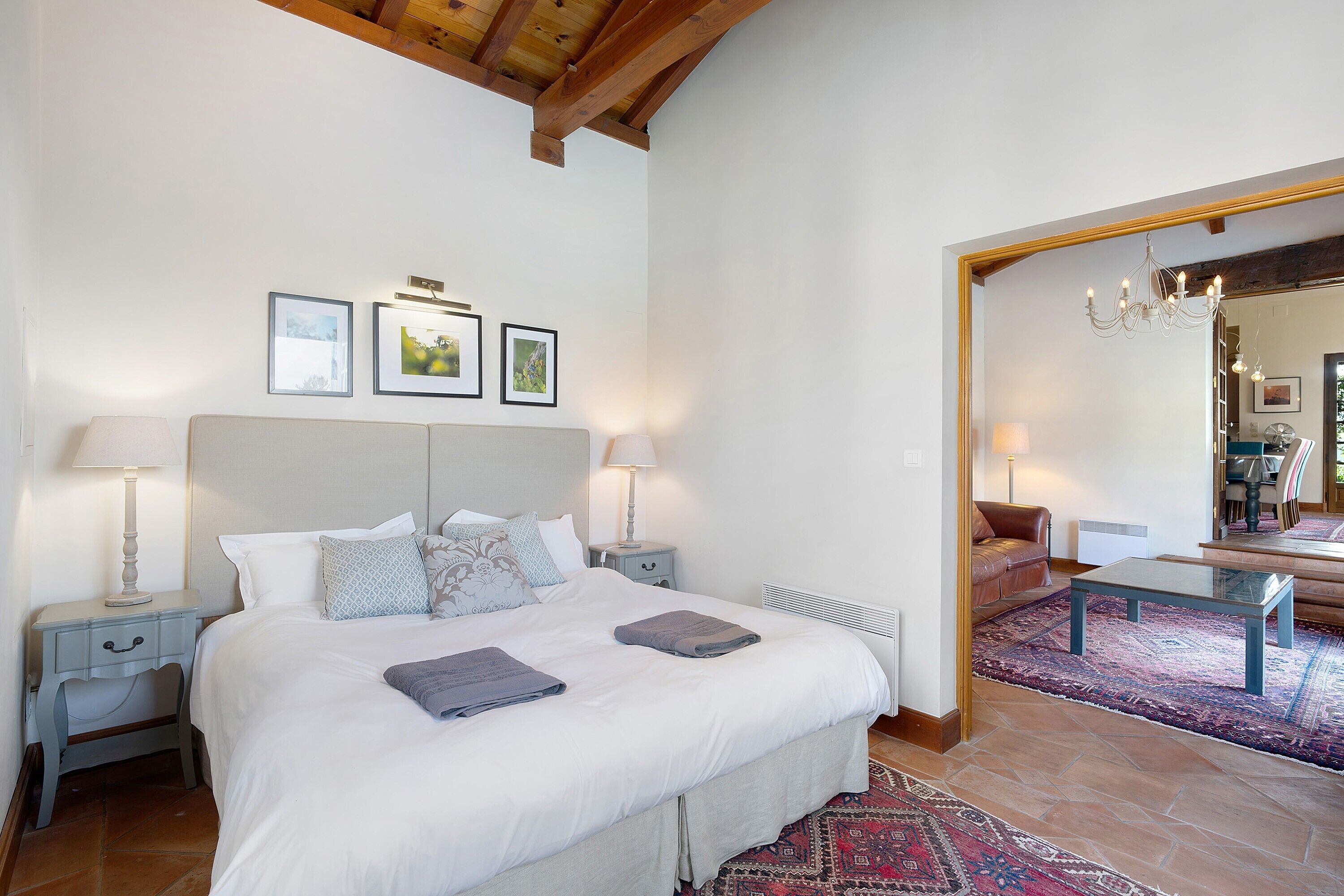 6 bedrooms, iron/ironing board, free WiFi, bed sheets