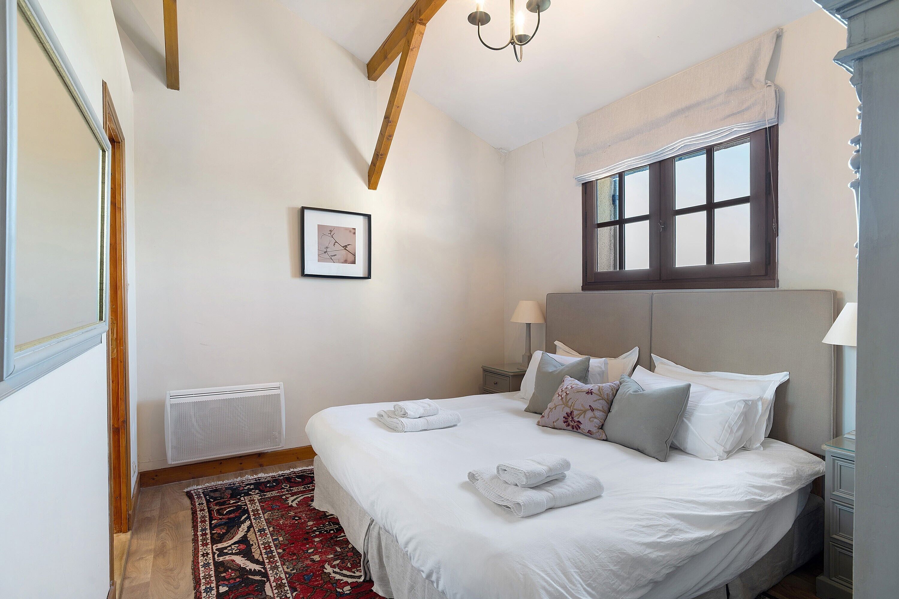 6 Schlafzimmer, Bügeleisen/Bügelbrett, kostenloses WLAN, Bettwäsche
