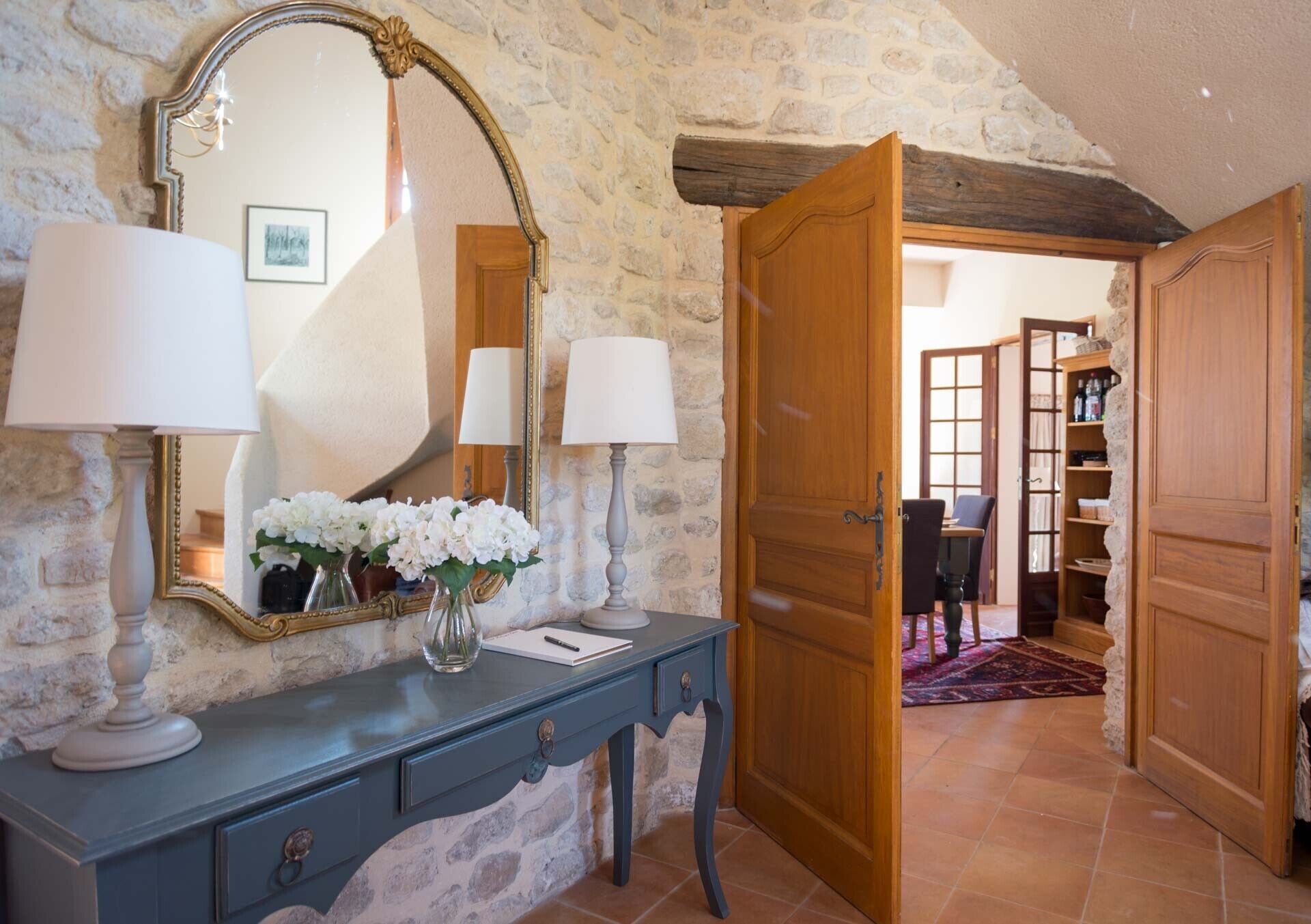 6 Schlafzimmer, Bügeleisen/Bügelbrett, kostenloses WLAN, Bettwäsche