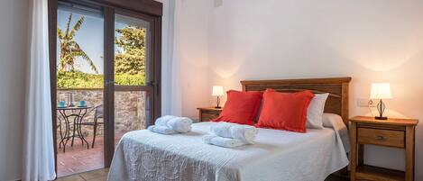 2 camere, ferro/asse da stiro, Wi-Fi gratuito, lenzuola