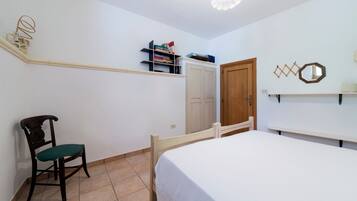 3 Schlafzimmer, kostenloses WLAN, Bettwäsche