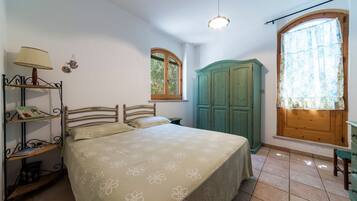 3 間睡房、免費 Wi-Fi、床單