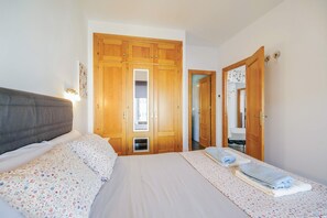 3 slaapkamers, gratis wifi, beddengoed