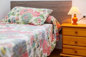 3 habitaciones, tabla de planchar con plancha y wifi gratis 