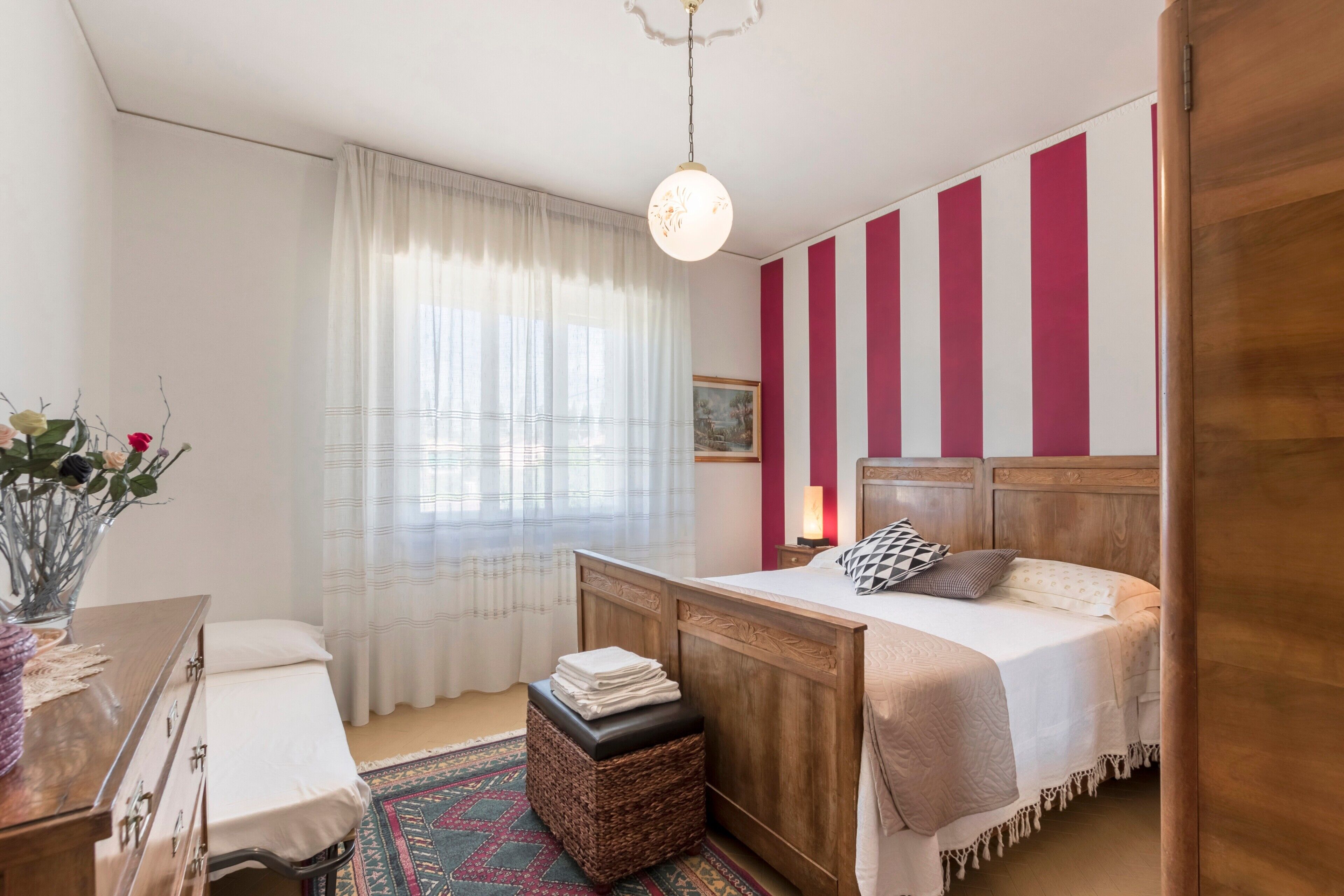 3 間睡房、熨斗/熨衫板  、免費 Wi-Fi、床單