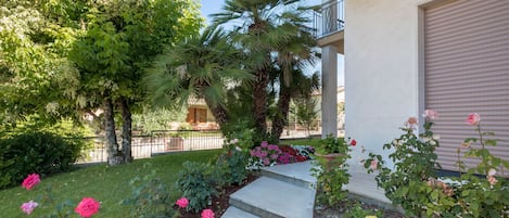 Jardines del alojamiento