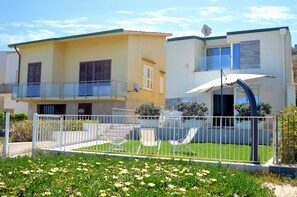 Exterior - Villa Venere just steps from the sea (Alcamo)