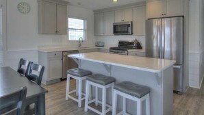 House, 5 Bedrooms | Private kitchen - Captains Quarters (Atlantic Beach)
