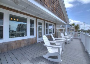 House, 5 Bedrooms | Balcony - Captains Quarters (Atlantic Beach)