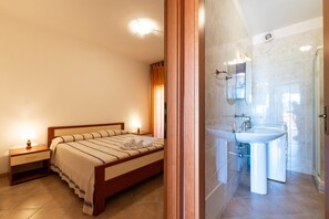 1 quarto, roupa de cama