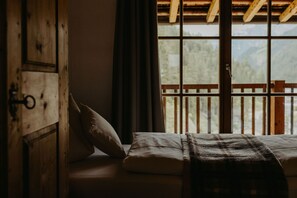 3 chambres, fer et planche Ă repasser, Wi-Fi gratuit, draps fournis