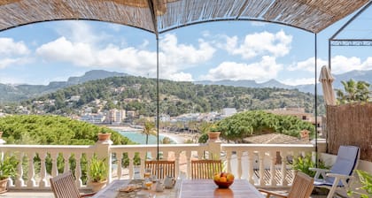 Villa on the Beach with Sea View in Port de Soller. Garden and Wi-Fi