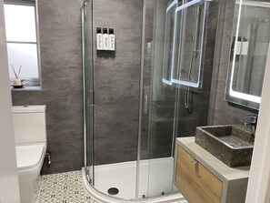 Quarto casal, suíte | Banheiro