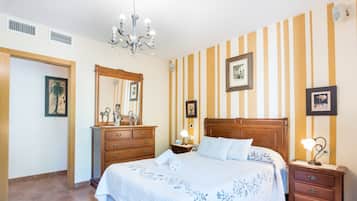 3 habitaciones, tabla de planchar con plancha y wifi gratis