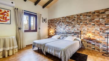 3 Schlafzimmer, Bügeleisen/Bügelbrett, kostenloses WLAN, Bettwäsche