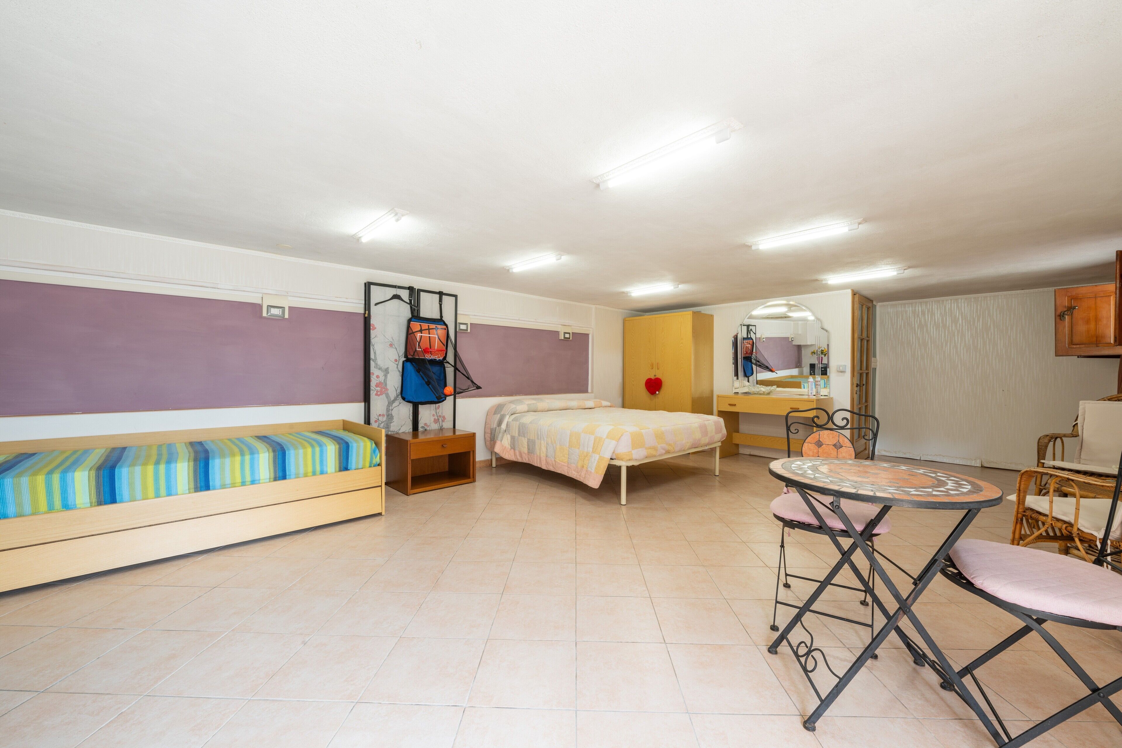 3 Schlafzimmer, Bügeleisen/Bügelbrett, Bettwäsche