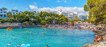 Holiday Home "Sant Antoni" near the Beach with Veranda