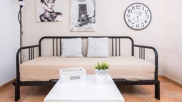 1 bedroom, free WiFi, bed sheets