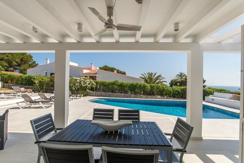 Increíble villa con terraza con vistas al mar - Villa Eva