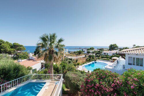 Villa con piscina y vistas al mar - Villa Estrella Fugaz