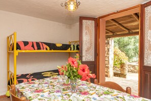 1 bedroom, iron/ironing board, bed sheets