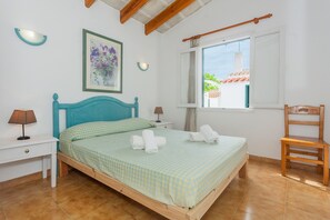 3 habitaciones, tabla de planchar con plancha y wifi gratis 