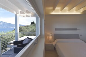 2 عدّة غرف نوم ومكواة/لوح كي وواي فاي مجانًا وملاءات أسرّة