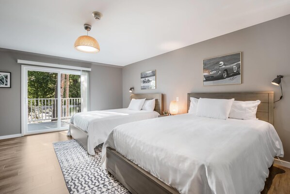 Free WiFi, bed sheets - The Shore Club Wisconsin, an Ascend Collection Hotel (Elkhart Lake)