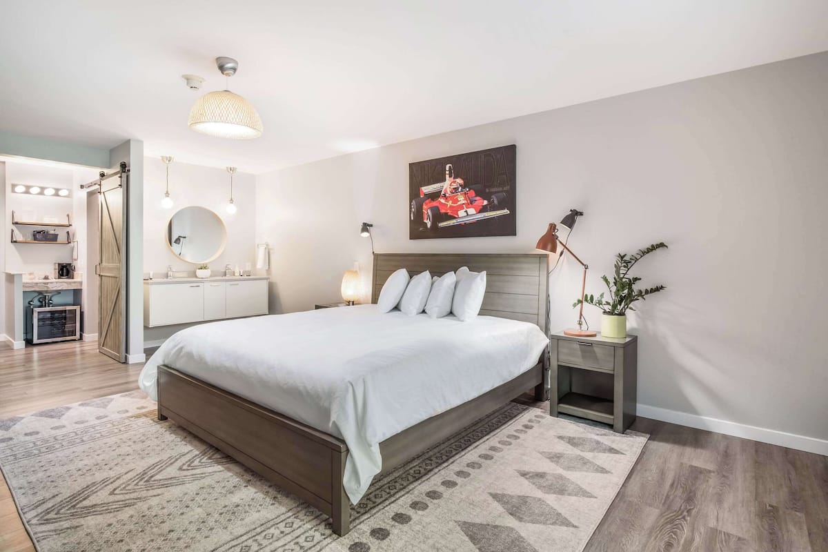 Wifi gratis y ropa de cama