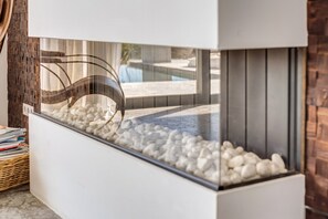 Interior - Air-Conditioned Villa with Sea View, Pool, Jacuzzi, Rooftop Gym/Terrace & Wi-Fi (Costa De La Calma, CALVIÀ)