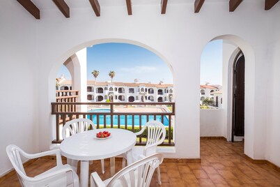 Apartment in a Well-Maintained Complex with Pool – Girasol Garden Superior 2