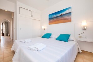 2 habitaciones, tabla de planchar con plancha y wifi gratis 
