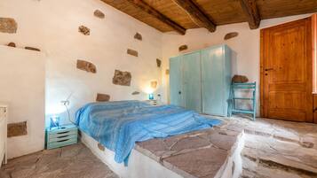 3 quartos, ferros/tábuas de passar roupa, Wi-Fi de cortesia